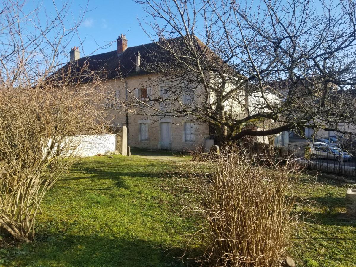 Gite Le Saint-Amour Exterior photo